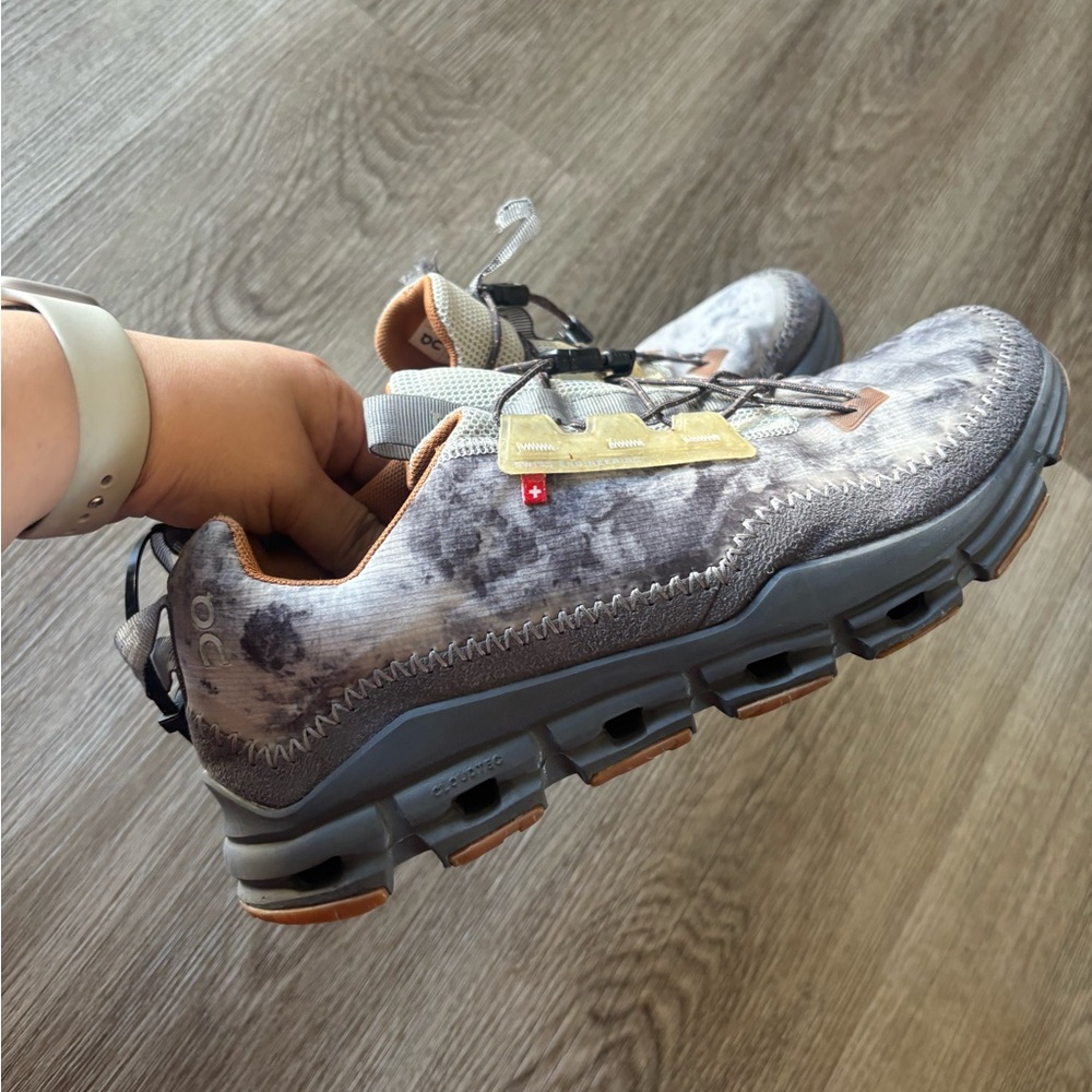 On Cloudaway Smoky Quartz Sneakers/Trail/Run/walk - Picture 4 of 10